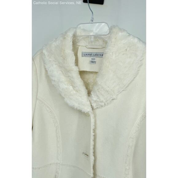 Larry Levine Ivory Button-Up - Size Large - Picture 3 of 9